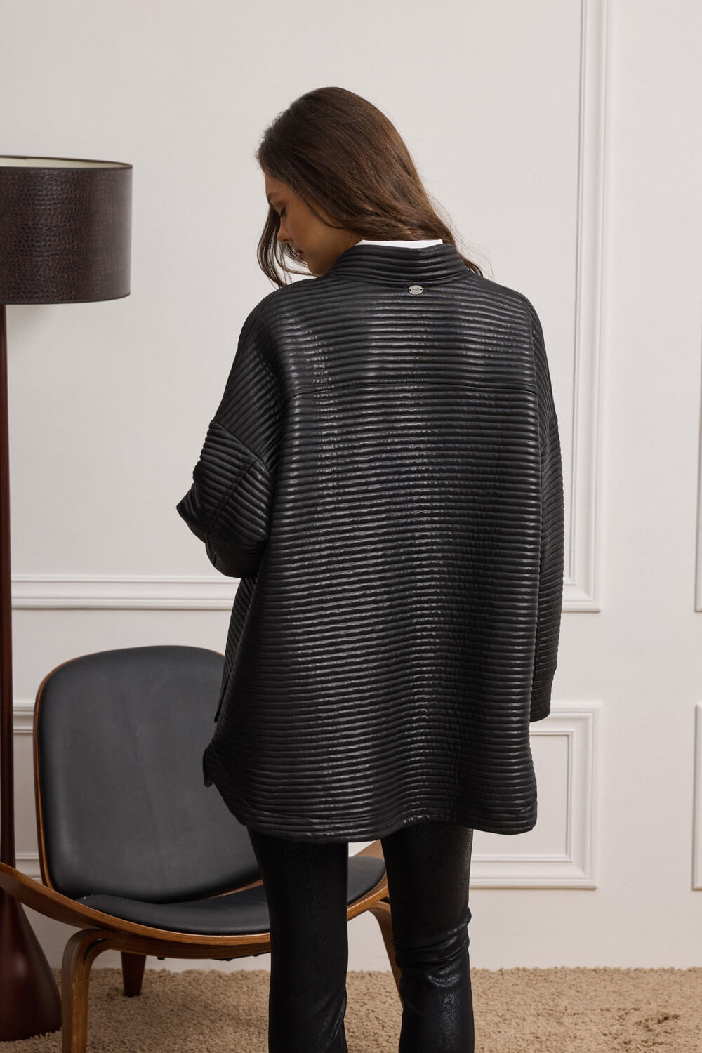 ww1025007 black 4